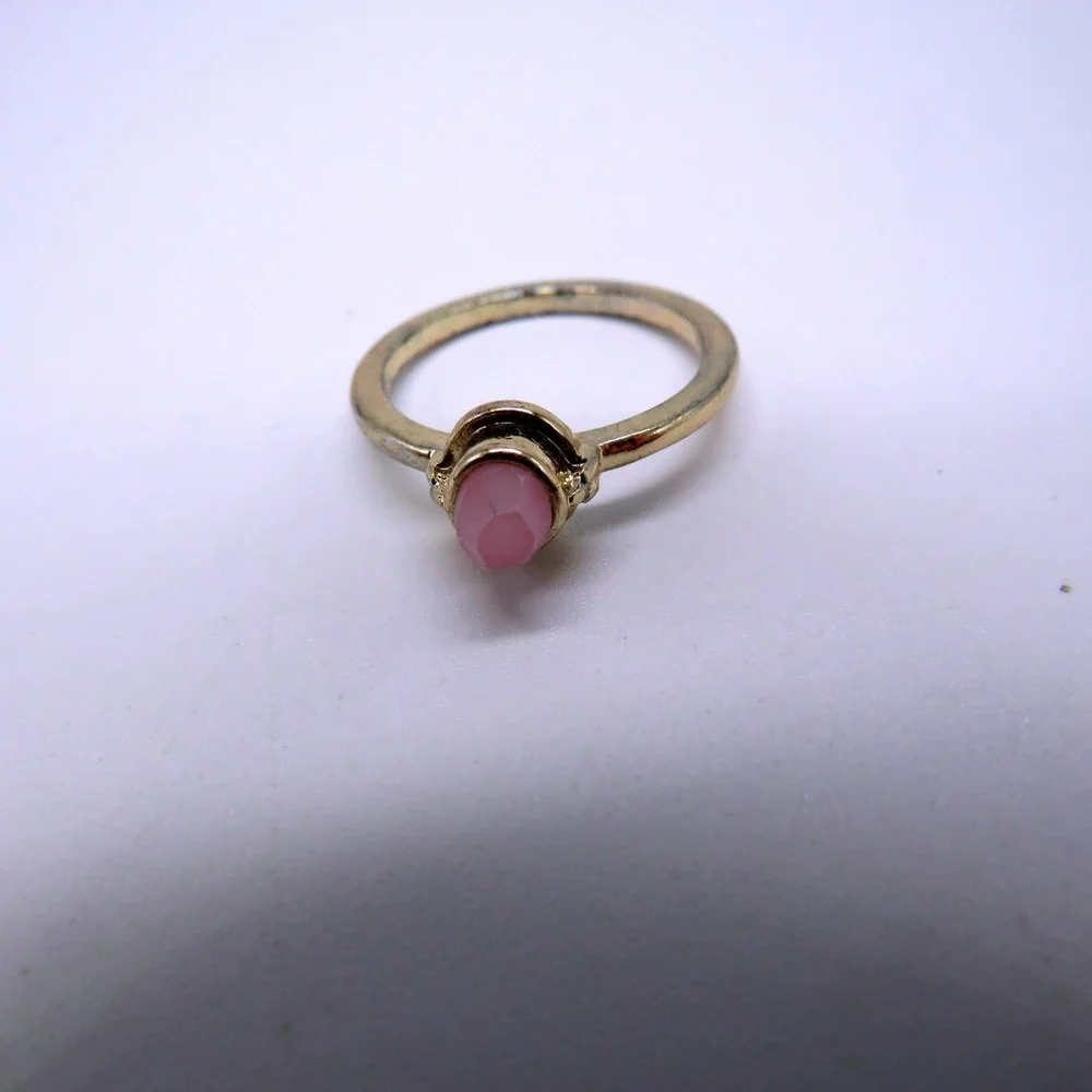 N/A gold tone